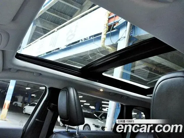 Jeep Cherokee 2021 — Photo 2/20