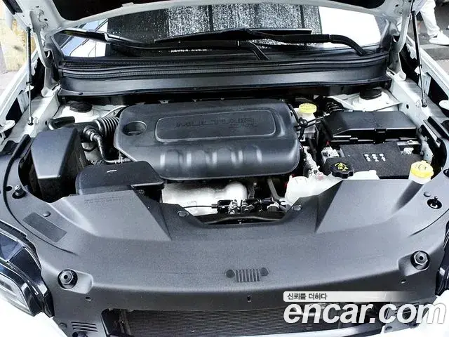 Jeep Cherokee 2021 — Photo 18/20