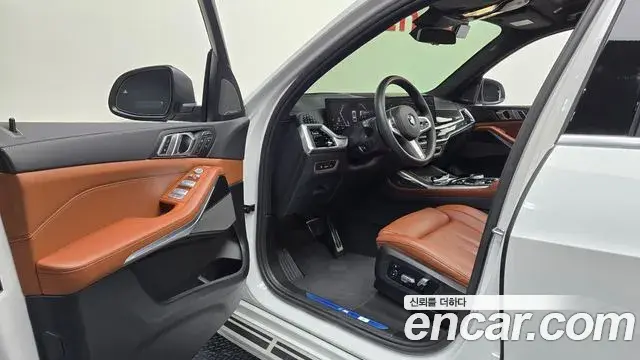 BMW X7 2024 — Photo 7/20