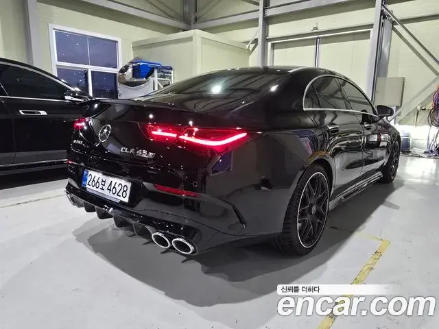 Mercedes-Benz CLA-Class 2025 — Фото 1/19