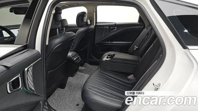 Kia K8 2025 — ფოტო 16/38
