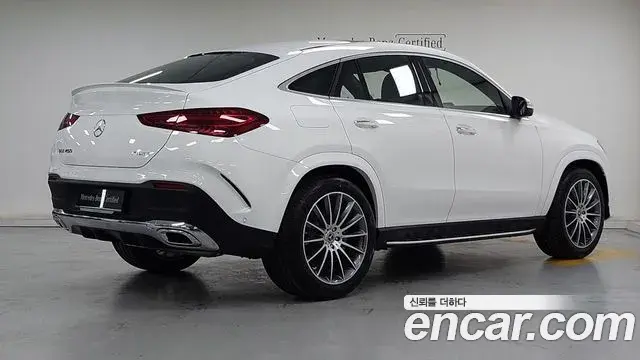 Mercedes-Benz GLE-Class 2025 — ფოტო 16/18
