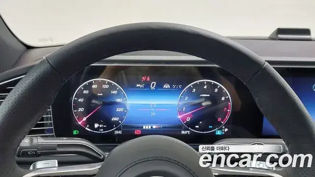 Mercedes-Benz GLE-Class 2025 — ფოტო 7/18