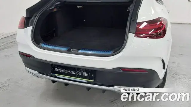 Mercedes-Benz GLE-Class 2025 — ფოტო 9/18