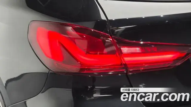 BMW 1 Series 2021 — Şəkil 15/34