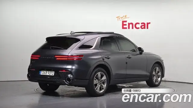 Genesis GV70 2021 — Şəkil 1/20