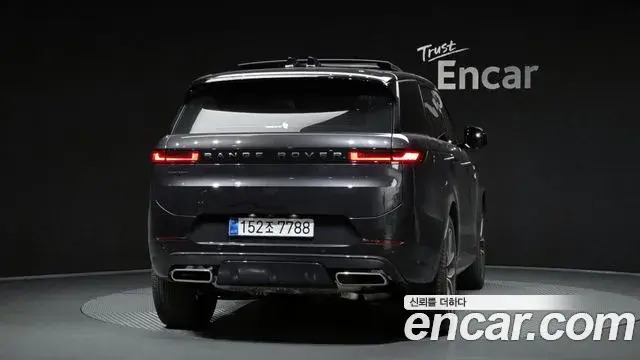 Land Rover Range Rover Sport 2025 — Фото 4/20
