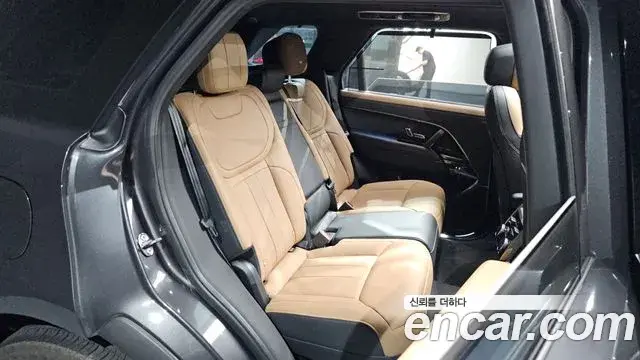 Land Rover Range Rover Sport 2025 — Фото 11/20