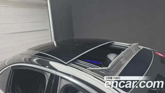 Mercedes-Benz S-Class 2022 — Photo 26/34