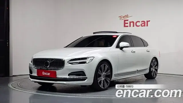 Volvo S90 2021 — Фото 1/20
