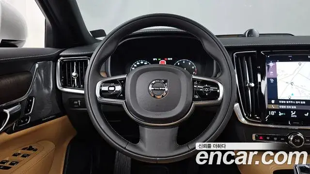 Volvo S90 2021 — Фото 13/20
