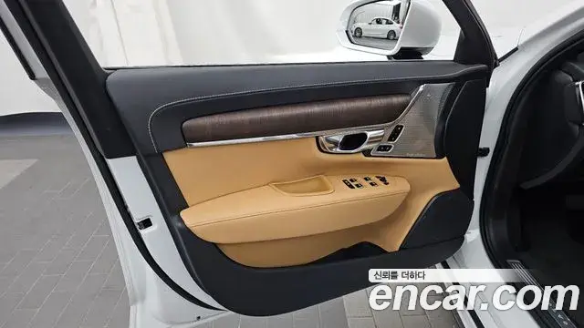 Volvo S90 2021 — ფოტო 13/31