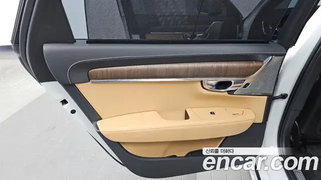 Volvo S90 2021 — ფოტო 25/31