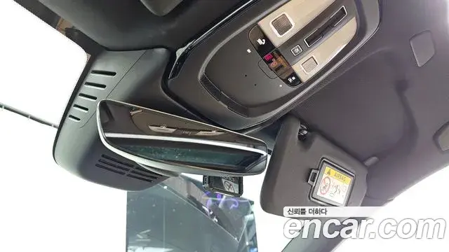 Volvo XC60 2022 — ფოტო 39/40