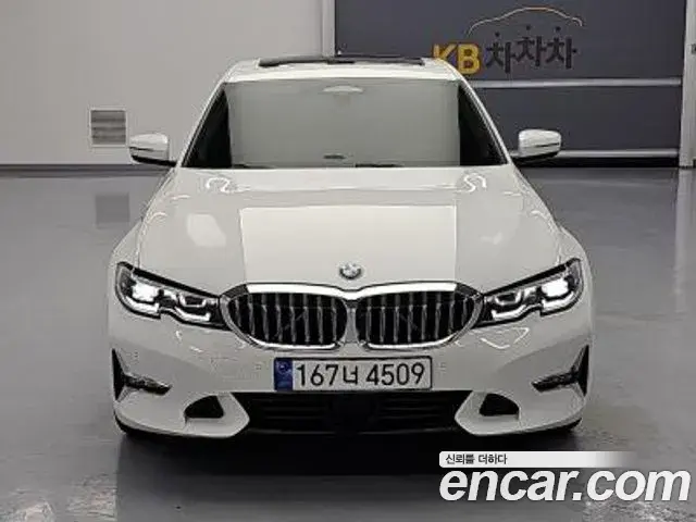 BMW 3 Series 2022 — Şəkil 9/18