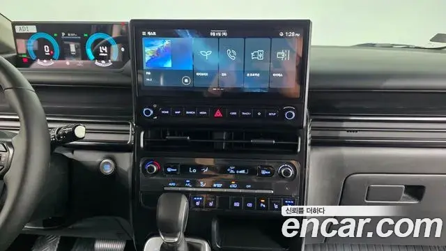 Hyundai Staria 2026 — Photo 14/35