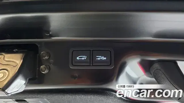 Hyundai Staria 2026 — Photo 26/35