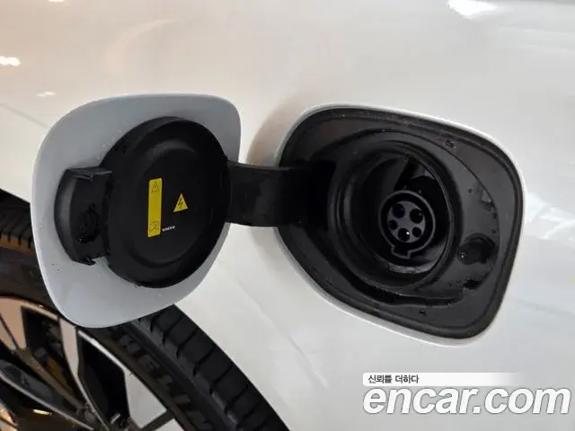 Volvo XC60 2025 — Photo 5/20