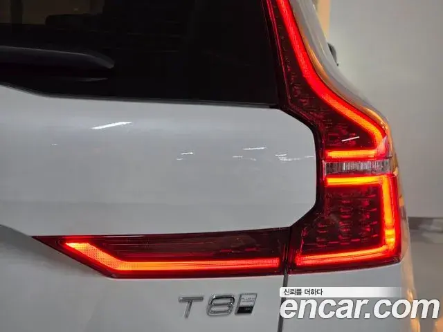 Volvo XC60 2025 — Photo 20/20