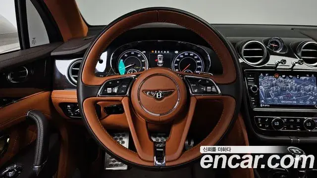 Bentley Bentayga 2018 — Photo 19/38
