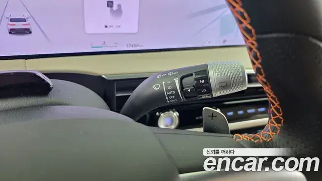 Genesis GV70 2024 — Şəkil 14/38