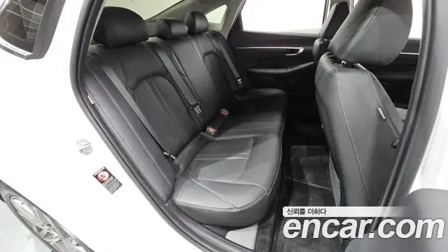 Hyundai Sonata 2022 — Фото 11/20