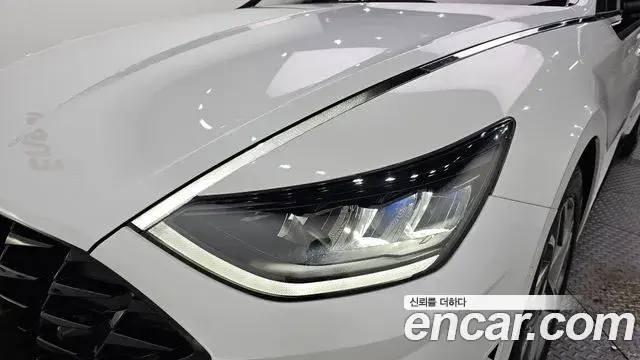 Hyundai Sonata Hybrid 2022 — Şəkil 30/31