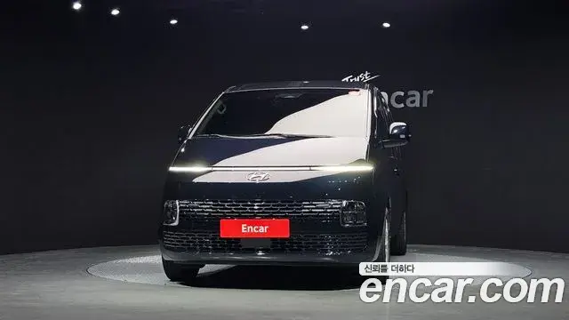 Hyundai Staria 2022 — Фото 3/20
