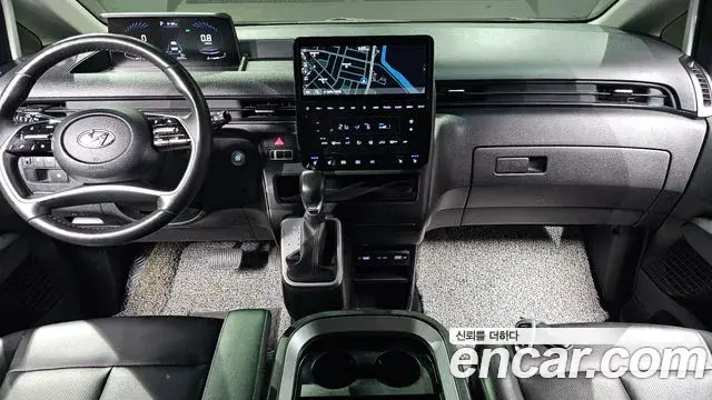 Hyundai Staria 2022 — Фото 7/20