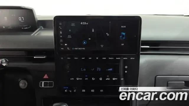 Hyundai Staria 2021 — Фото 15/20