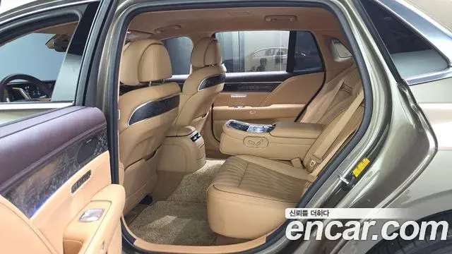 Genesis G90 2022 — ფოტო 22/33