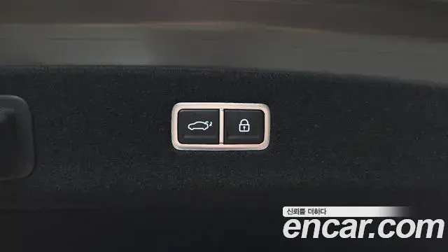 Genesis G90 2022 — ფოტო 8/33
