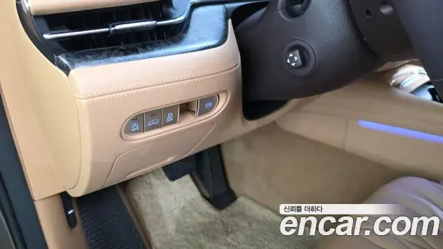 Genesis G90 2022 — ფოტო 18/33