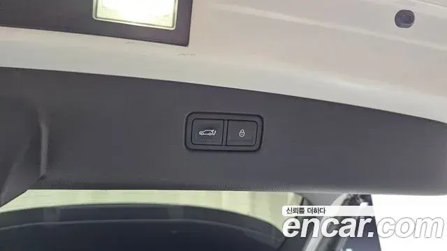 Genesis GV70 2022 — ფოტო 3/35