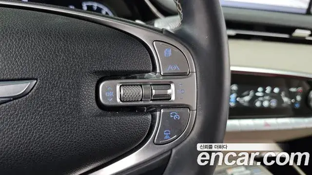 Genesis GV70 2022 — ფოტო 23/35