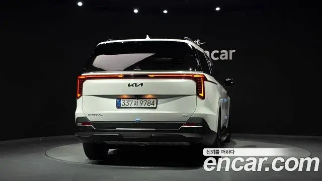 Kia Carnival 2025 — Şəkil 12/40