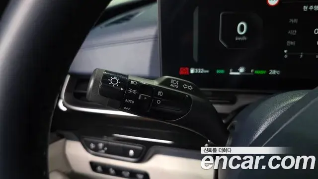 Kia Carnival 2025 — Şəkil 15/40