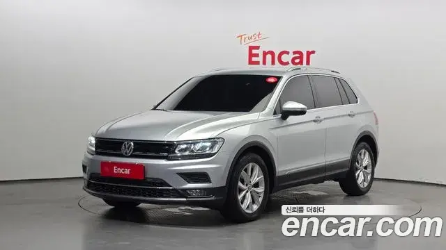 Volkswagen Tiguan 2018 — Фото 1/20