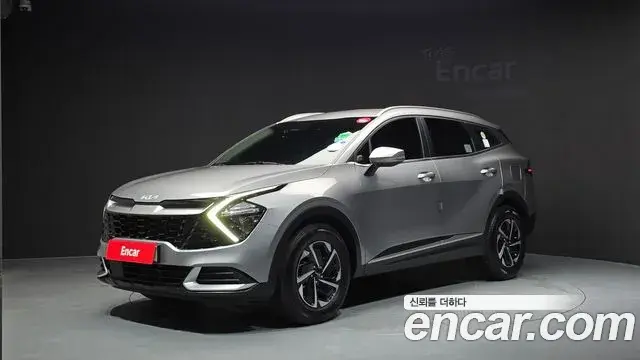 Kia Sportage 2023 — Photo 19/20