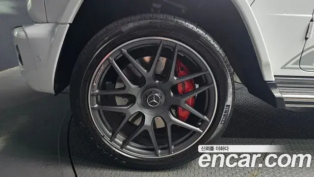 Mercedes-Benz G-Class 2022 — Photo 3/34