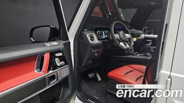 Mercedes-Benz G-Class 2022 — Photo 28/34