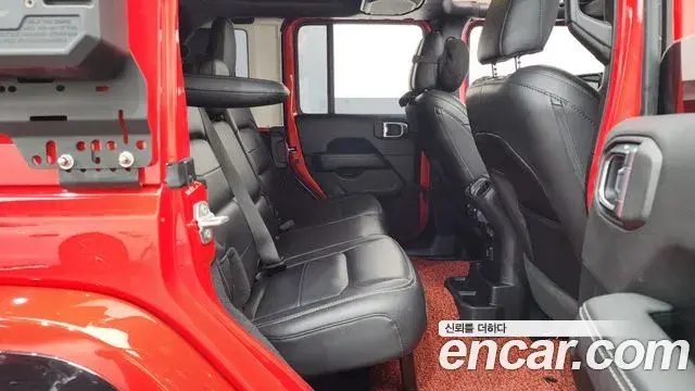 Jeep Wrangler 2021 — Şəkil 11/30