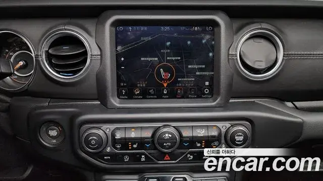 Jeep Wrangler 2021 — Şəkil 3/30