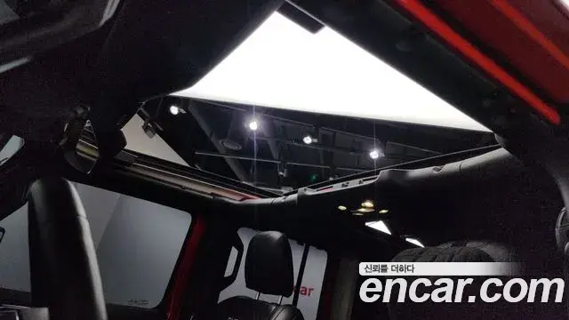 Jeep Wrangler 2021 — Şəkil 7/30