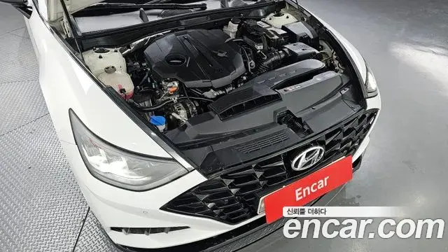 Hyundai Sonata 2022 — Фото 6/20