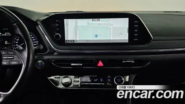 Hyundai Sonata 2022 — Фото 14/20