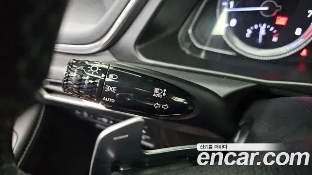 Hyundai Sonata Hybrid 2022 — Photo 22/30