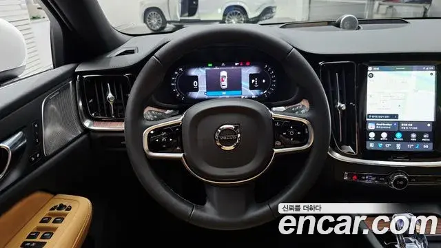 Volvo V60 Cross Country 2025 — Şəkil 11/20