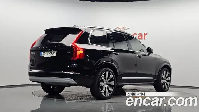 Volvo XC90 2021 — Фото 2/20