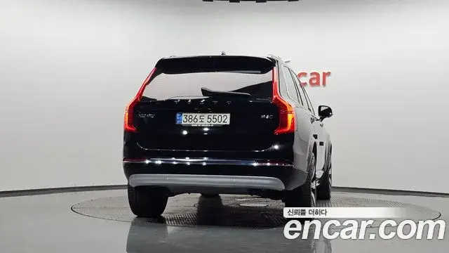 Volvo XC90 2021 — Фото 4/20
